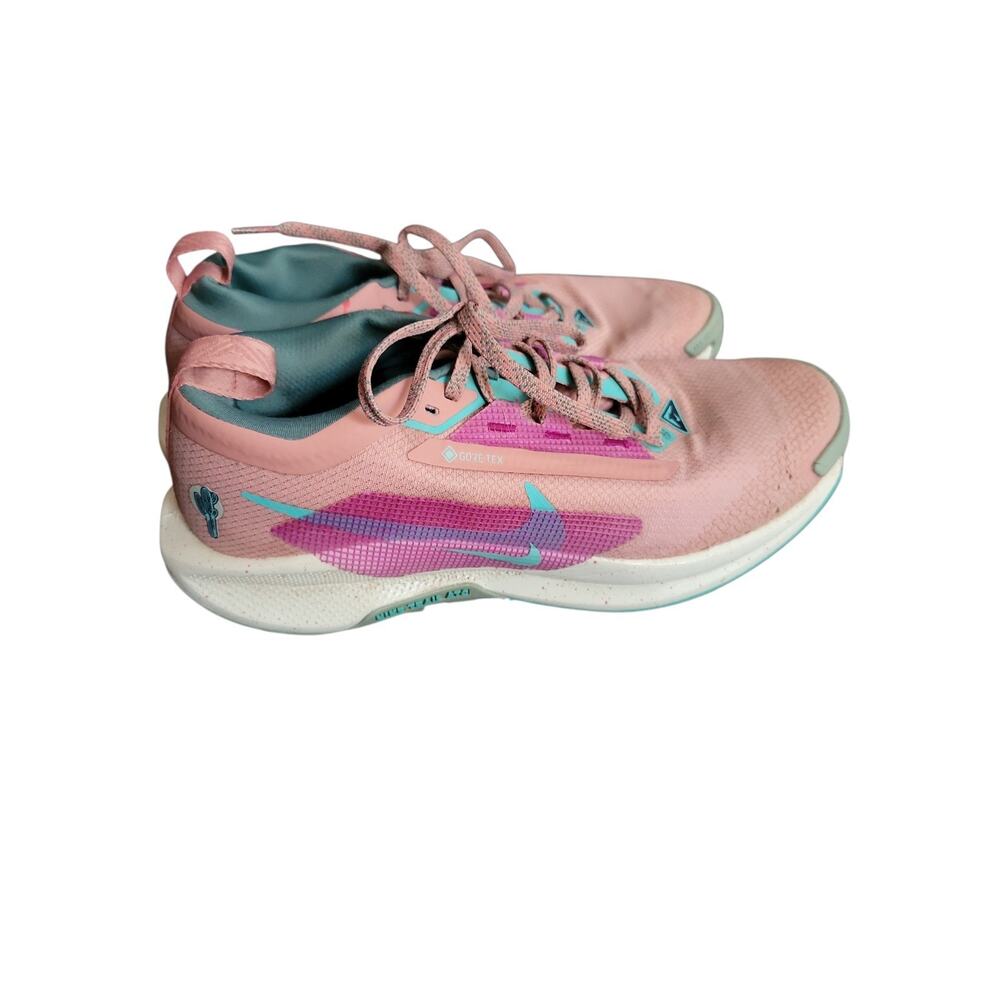 Women Nike Pegasus React Trail 5 GORE-TEX Running Shoes Size 8.5 Pink - Picture 2 of 9
